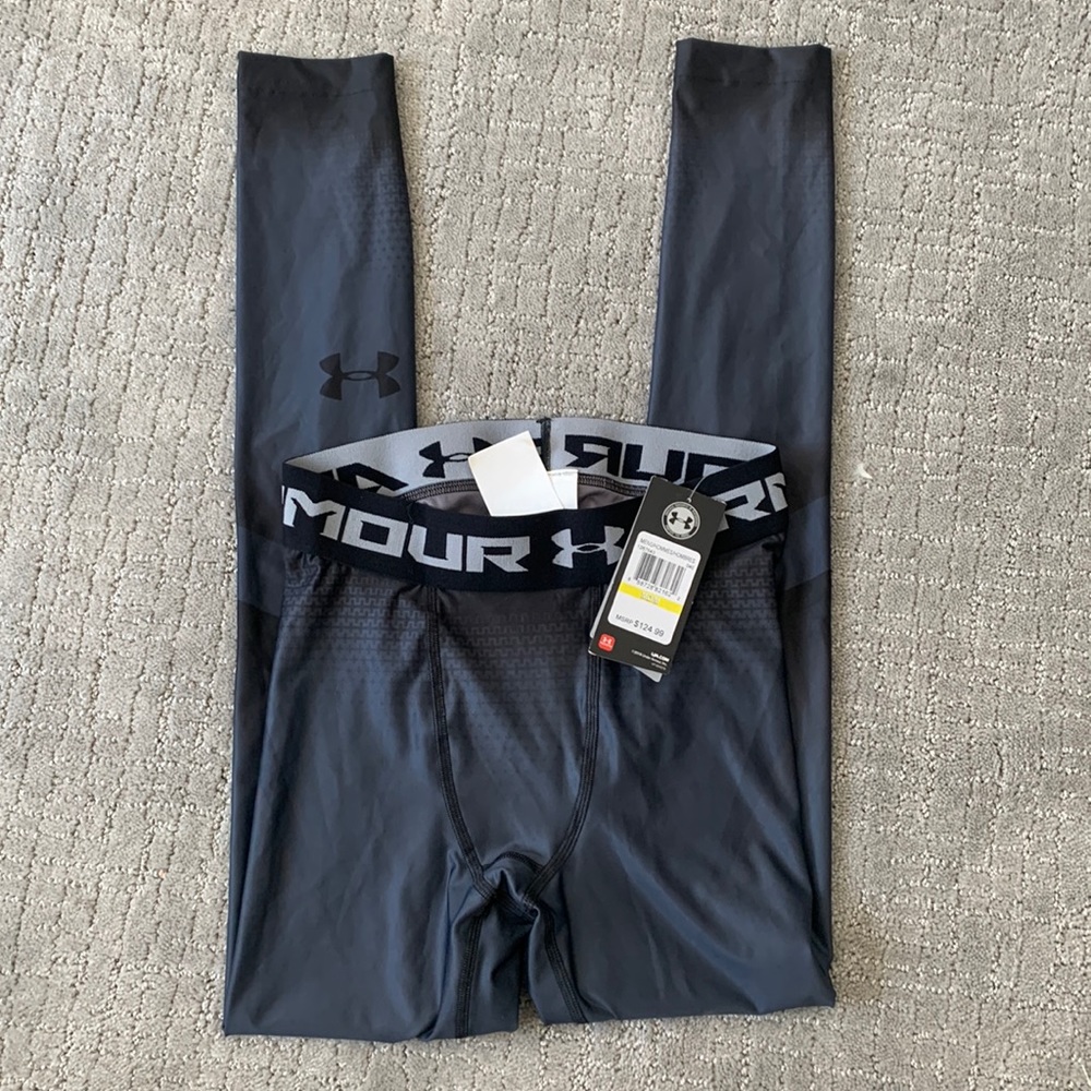 Under Armour compression leggings